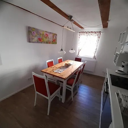 Alte Schmiede アパート ヘルボルツハイム